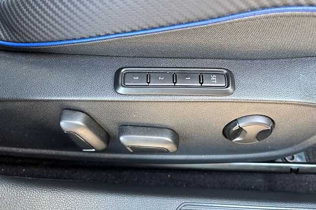 2025 Volkswagen Golf 2.0 TSI 333 R Black Edition 4Motion 5dr DSG Hatchback Petrol Automatic