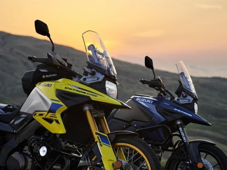 2025 Suzuki DL1050 DE Lux V-Strom, Tour, vstorm 3 box, save 2527