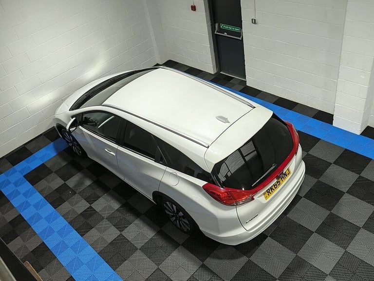 2015 Honda Civic i-DTEC SR Estate Diesel Manual