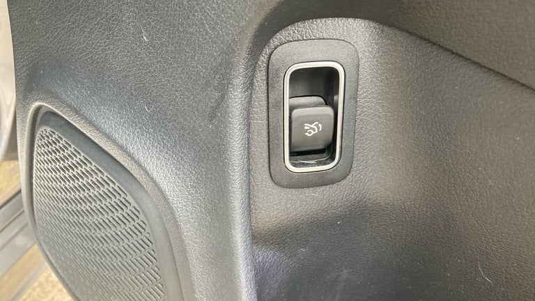 2021 Mercedes-Benz CLA 180 AMG Line Premium Plus 4dr Tip Auto Petrol Saloon Saloon Petrol Automatic