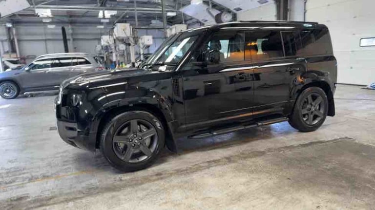 2025 Land Rover Defender 110 3.0 D350 MHEV X-Dynamic SE SUV 5dr Diesel Auto 4WD Euro 6 (s/s) (350...