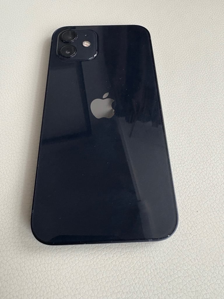 iPhone 12 64GB in Black 