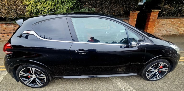 PEUGEOT 208 1.6 THP GTi Prestige 2016