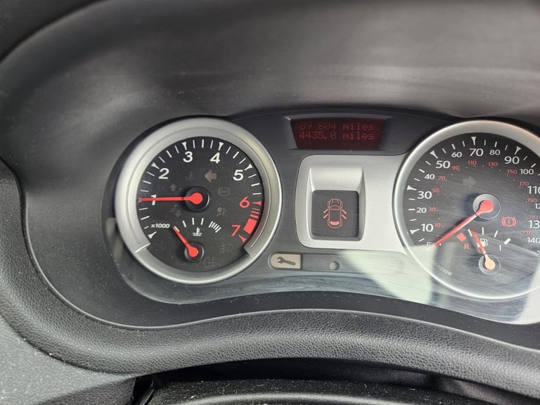 Renault, CLIO, Hatchback, 2012, Manual, 1149 (cc), 3 doors