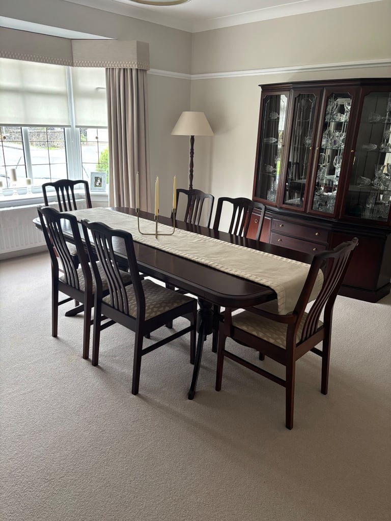 Stag Minstrel Dining Room Furniture
