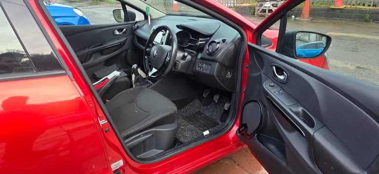 2015 Renault Clio 1.2 16V Dynamique MediaNav 5dr HATCHBACK Petrol Manual