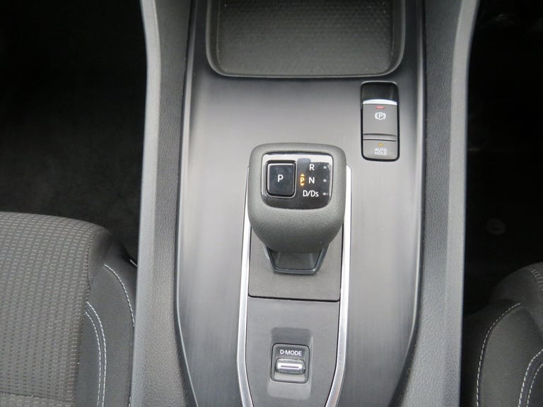 2023 Nissan Qashqai 1.3 DIG-T MHEV Acenta Premium XTRON Euro 6 (s/s) 5dr HATCHBACK Petrol/Electri...