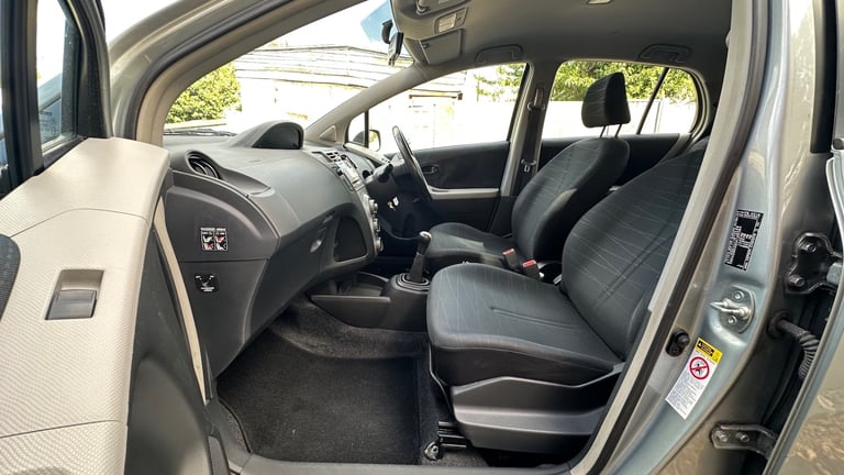 2008 Toyota Yaris 1.0 VVT-i TR 5dr HATCHBACK Petrol Manual