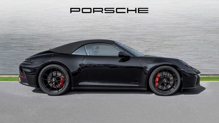  Porsche 911 Carrera 4 GTS Cabriolet (2026) Convertible Hybrid Ele Automatic