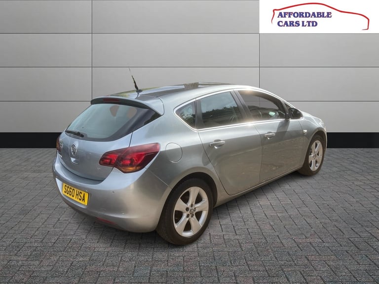 2010 Vauxhall Astra 1.6i 16V SRi 5dr Auto HATCHBACK Petrol Automatic
