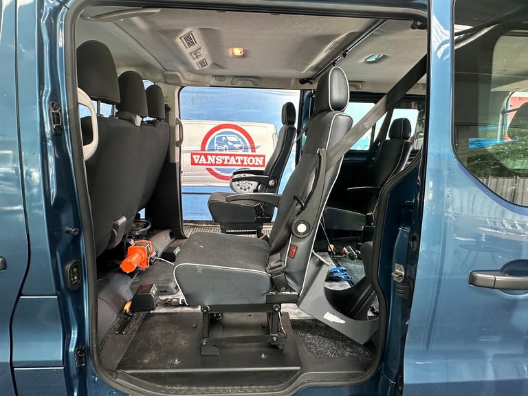 2019 Vauxhall Vivaro Vivaro  Combi CDTi S/S Minibus DIESEL Manual