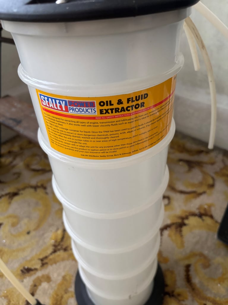 Sealey oil and fluid extractor