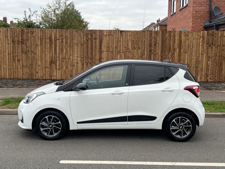 2019 Hyundai i10 Go Super Low Miles 5 Door Manual Yaris Clio Fiesta Aygo Micra Polo 