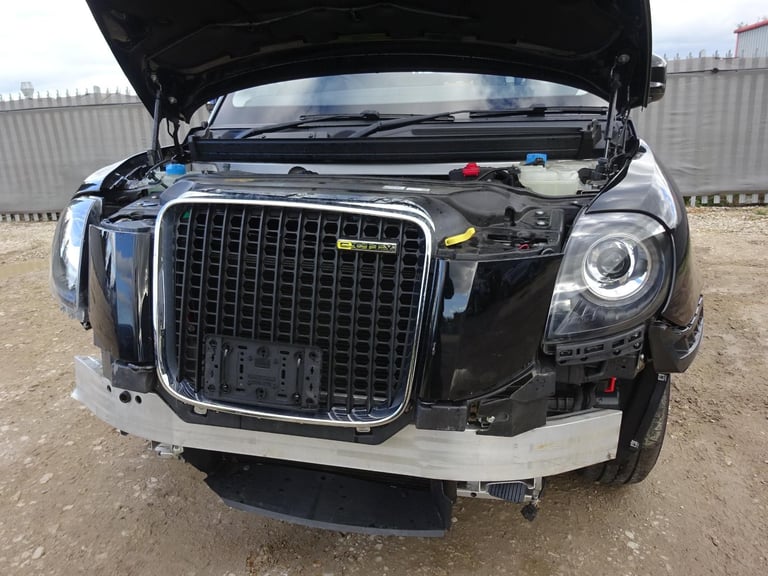 2024 74 REG LEVC TX VISTA COMFORT PLUS TAXI CAB HYBRID AUTO DAMAGED SALVAGE