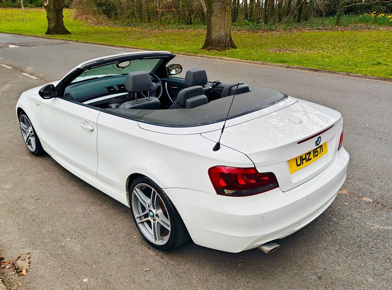 BMW, 1 SERIES, Convertible, 2012, Manual, 1995 (cc), 2 doors