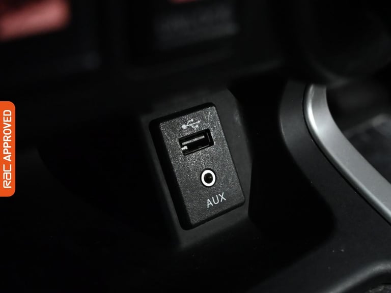 2021 Nissan Navara 2.3 dCi Acenta Pickup Double Cab 4dr Diesel Manual 4WD Euro 6 (s/s) (163 ps Pi...