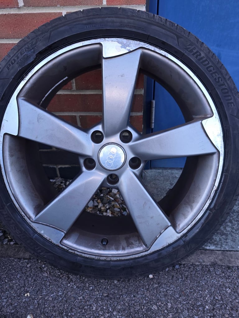 AUDI A1 S1 S3 A3 S LINE ROTOR STYLE ALLOY WHEELS 225/40/18 - BRIDGESTONE TYRE