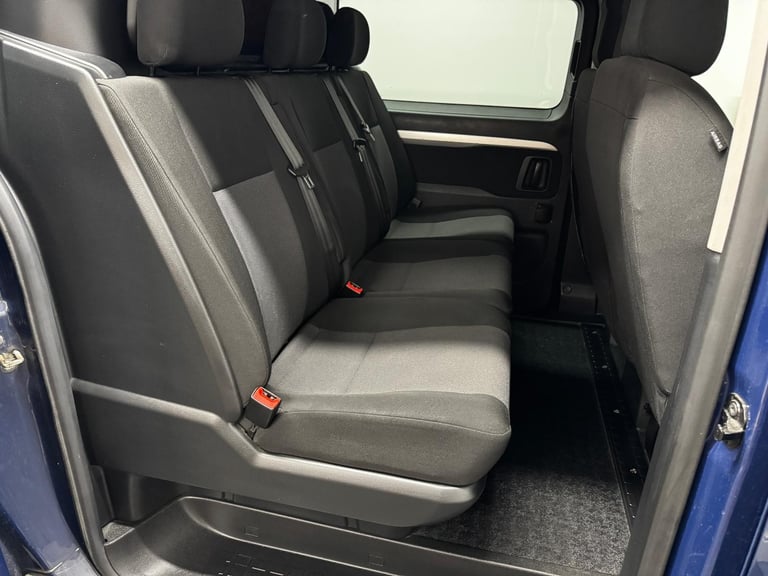 2017 "17" TOYOTA PROACE 2.0D (120 BHP) COMFORT LONG CREW CAB (6 SEAT) EURO 6