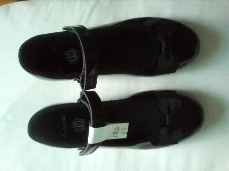 GIRLS FOOTWEAR AND CLOTHES