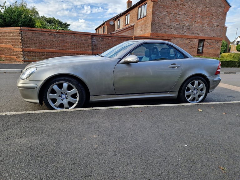 Mercedes SLK320