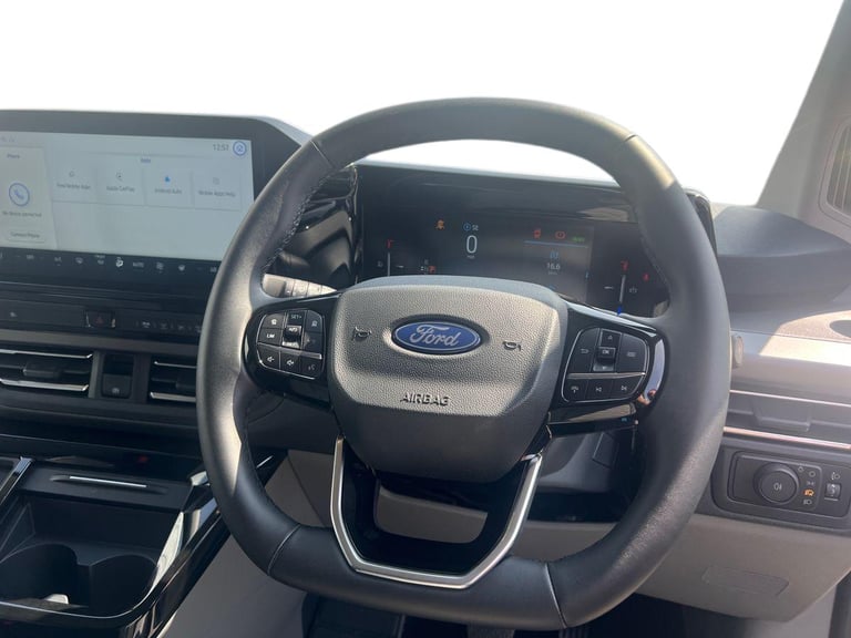 2025 Ford Tourneo Custom E-Tourneo Custom Titanium X Bus M1 340 L1 65kWh 160kw 218 RWD 1 Speed Au...