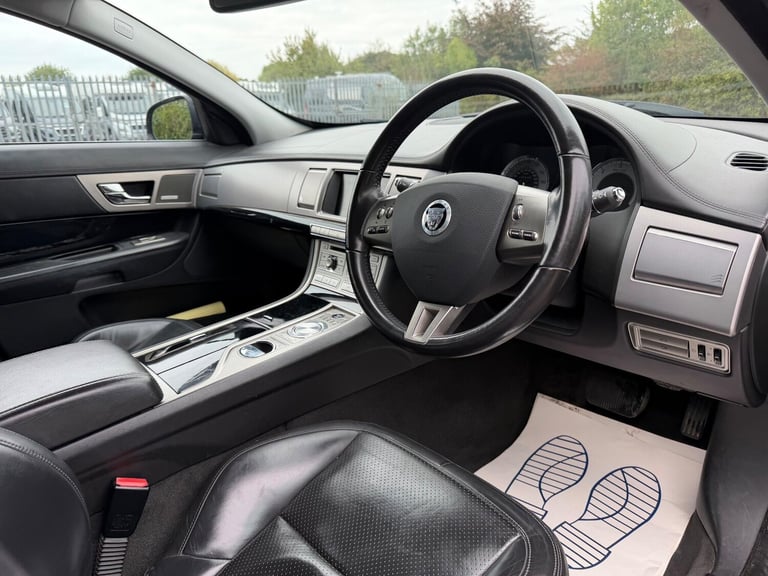 2010 Jaguar XF 3.0d S V6 Premium Luxury Auto Euro 5 4dr SALOON Diesel Automatic