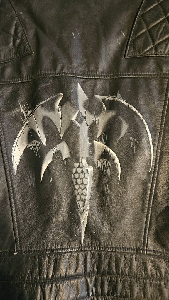 1980's WOLF LEATHERS Cafe RacerJacket painted motorbike jacket - Hand Painted Queensryche - 44'