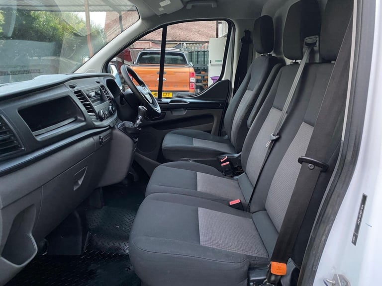 2019 Ford Transit Custom 2.0 300 EcoBlue L1 H1 Euro 6 5dr PANEL VAN Diesel Manual
