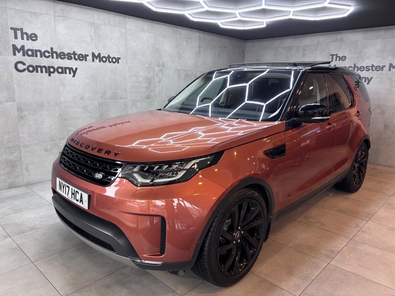 image for 2017 Land Rover Discovery 3.0 TD V6 First Edition Auto 4WD Euro 6 (s/s) 5dr ESTATE Diesel Automatic