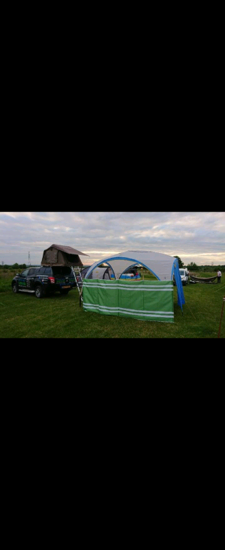 Roof tent 