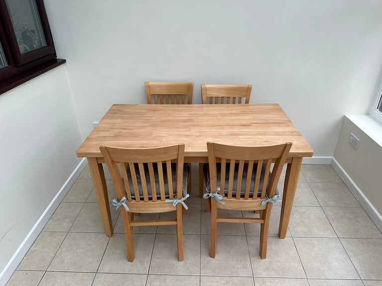 Second-Hand Dining Tables & Chairs for Sale in Northampton,  Northamptonshire | Gumtree