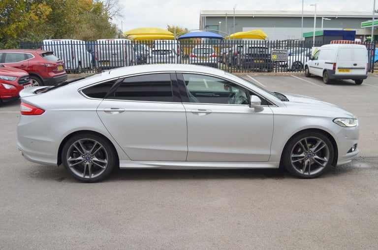 2014 Ford Mondeo 2.0 TDCi 180 Titanium 5dr HATCHBACK Diesel Manual