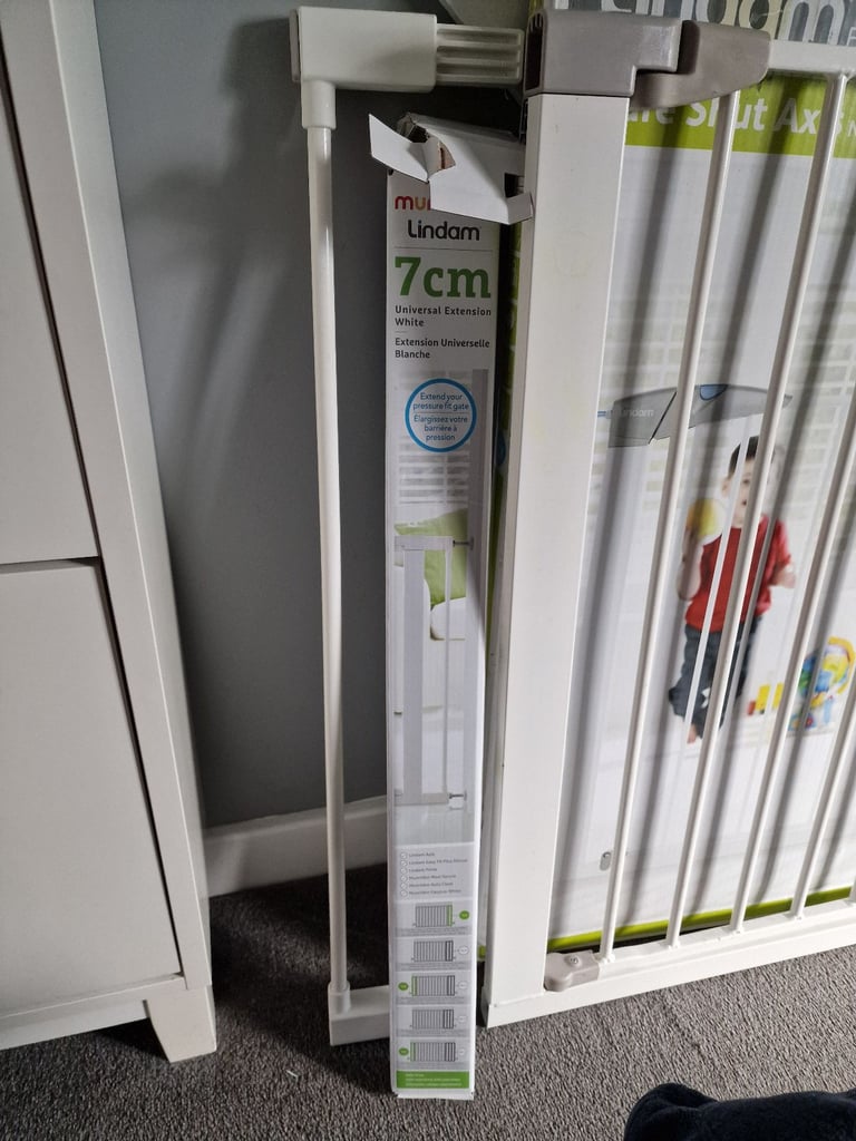 Lindam baby safe gate + 7cm extension