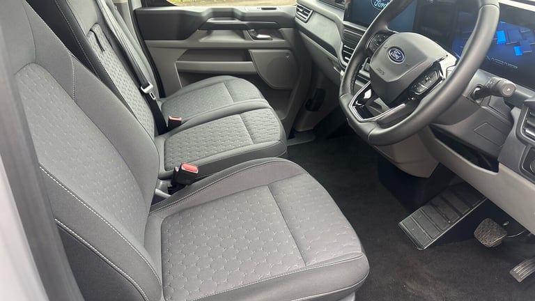 2025 Ford Transit Custom 320 L1 Diesel Fwd 2.0 EcoBlue 136ps H1 Double Cab Van Limited Auto Crew ...