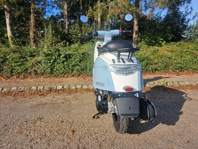 AJS BARLETTA 125 CVT EURO 5 2025 Petrol Automatic in Blue