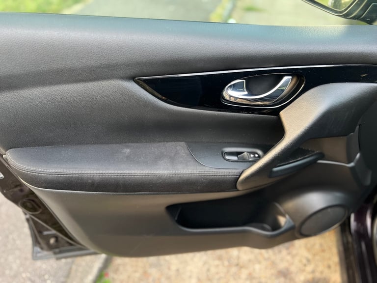 2014 Nissan Qashqai 1.2 DiG-T Acenta Premium 5dr HATCHBACK Petrol Manual