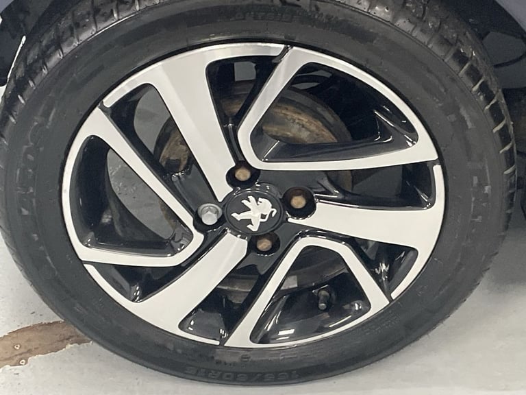 2018 Peugeot 108 1.2 PureTech Collection Hatchback 5dr Petrol Manual Euro 6 (82 ps) - AA INS Hatc...