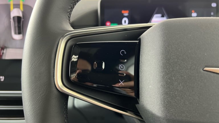 2025 Polestar Polestar 4 Polestar 4 Long range Single motor -Pilot-Plus-Privacy Glass Estate Elec...