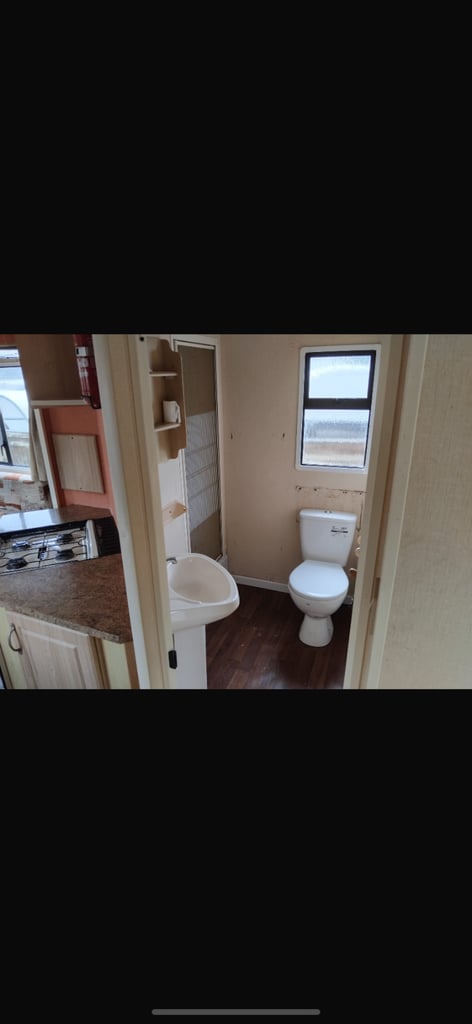 🏡 2-Bed Static caravan for rent -Winchester 