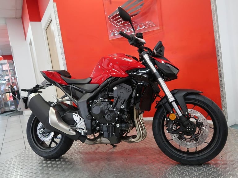 Brand new 2025 Honda CB1000 Hornet