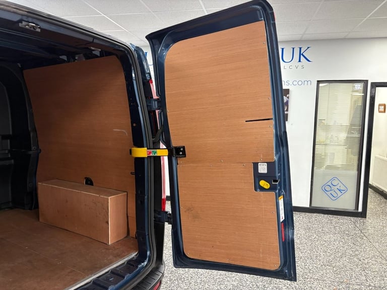 2021 Ford Transit Custom 2.0 EcoBlue 170ps Low Roof D/Cab Trail Van PANEL VAN DIESEL Manual