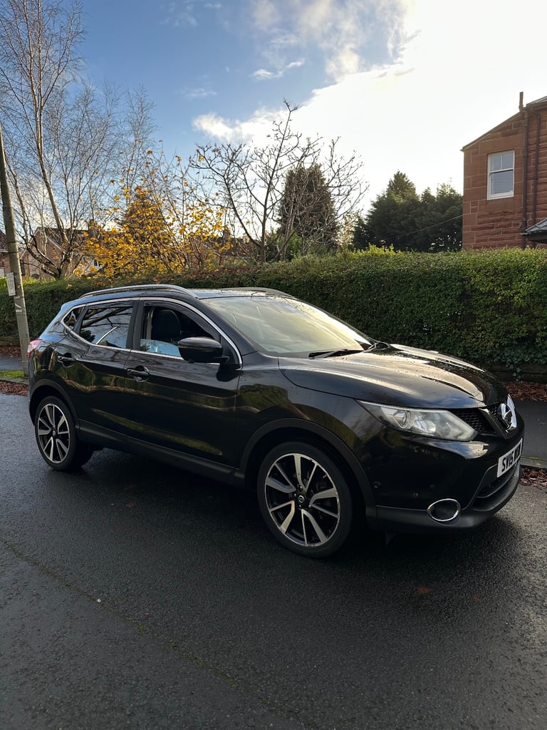image for 2015 Nissan Qashqai 1.5 Diesel Tekna Top Model
