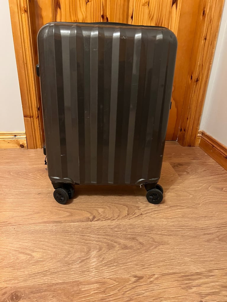 image for 10kg carryon suitcase topmove hard shell