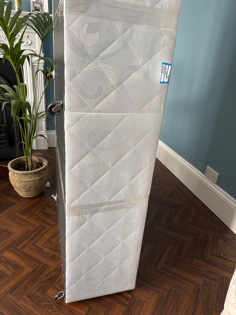 image for Single Divan Bed – White Colour – Good Condition