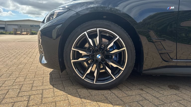 2025 BMW i4 400kW M50 83.9kWh 5dr Auto Electric Hatchback Hatchback Electric Automatic
