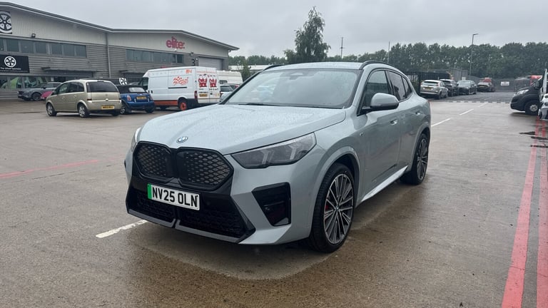 2025 BMW iX2 150kW eDrive20 M Sport 65kWh 5dr Auto [Tech/Pro] Electric Hatchback Hatchback Electr...
