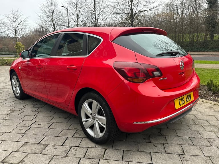 2014 Vauxhall Astra 1.6 16v SRi Auto Euro 5 5dr Petrol