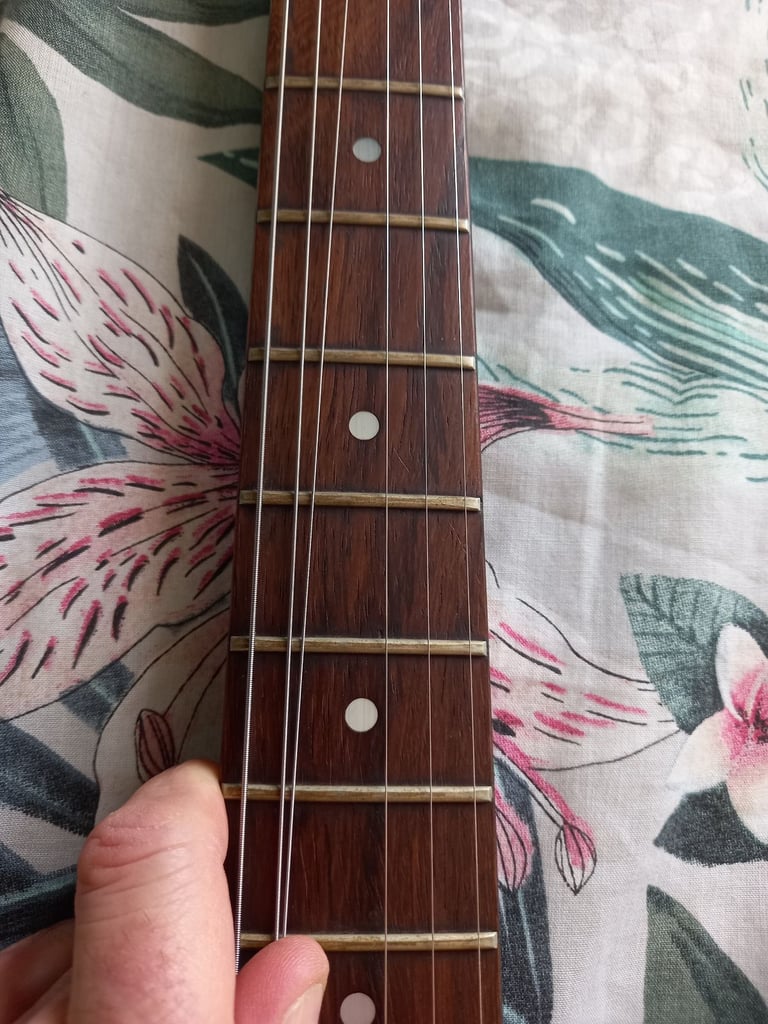 Vintage 1980s Encore single humbucker electric guitar. 