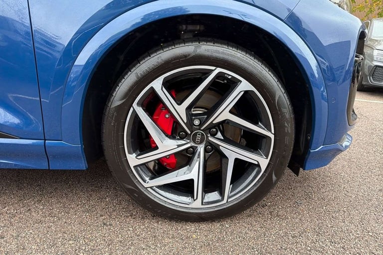 2024 Audi Q6 e-tron 360kW SQ6 Quattro 100kWh Edition 1 5dr Auto Estate Electric Automatic