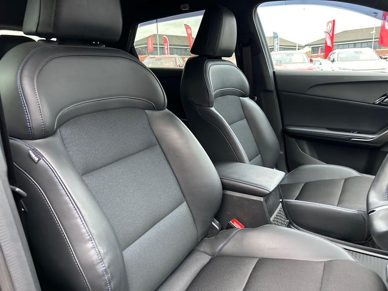 2024 MG MG4 64kWh Trophy Long Range Hatchback 5dr Electric Auto (203 ps) Hatchback ELECTRIC Autom...